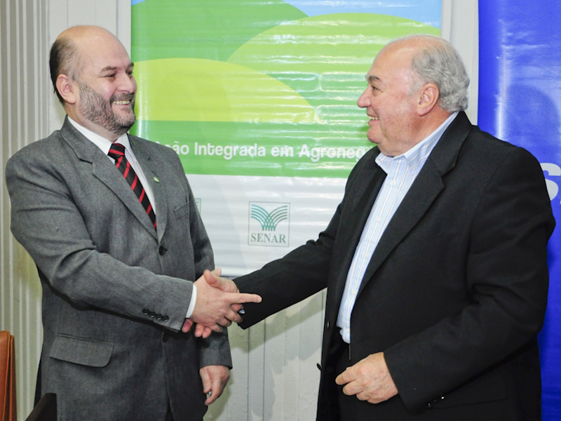 (Sebrae/RS) Presidentes Vitor Koch (E) e Carlos Sperotto (D)