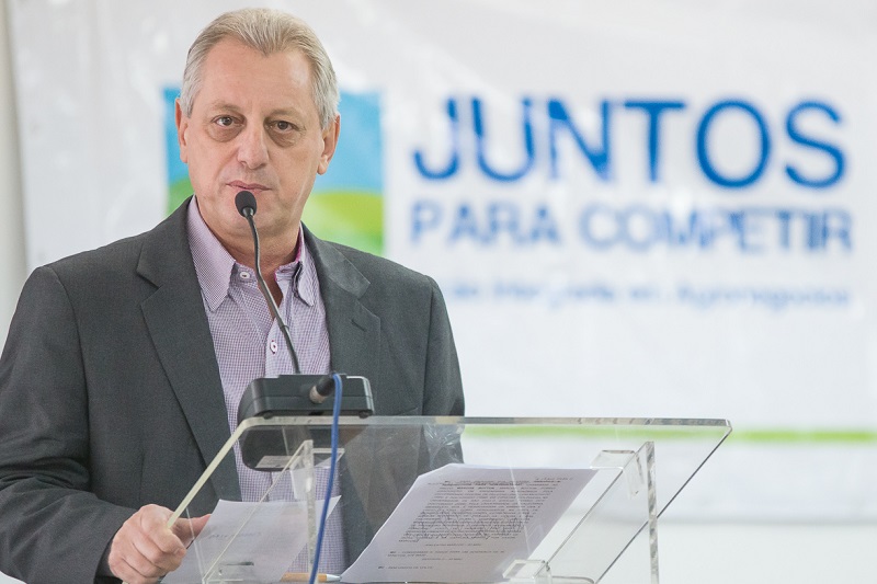 O diretor de Administração e Finanças do SEBRAE/RS, Carlos Schütz, presente no evento (Foto: Fagner Almeida)