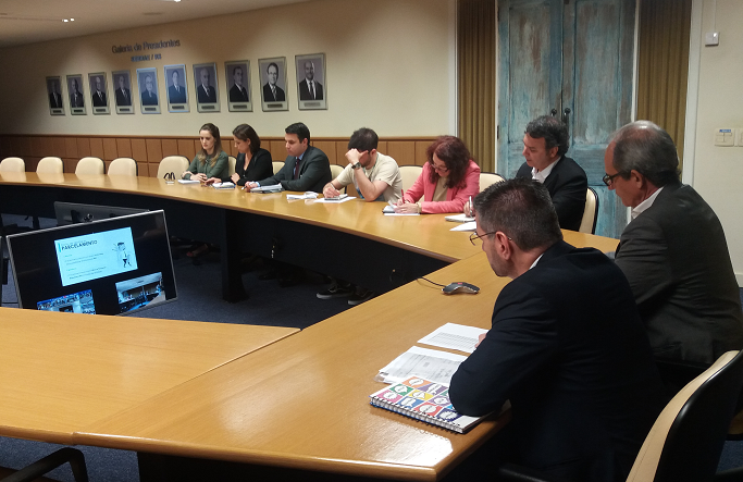 O diretor-superintendente acompanhou a coletiva ao lado de jornalistas gaúchos em Porto Alegre (Foto: SEBRAE/RS)