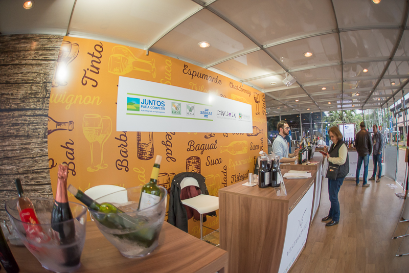 Quatorze vinícolas da Serra participam do espaço na Expointer (Foto: Fagner Almeida)