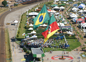 Pequenos negócios expositores participam de projetos coletivos da instituição (Foto: Não-Me-Toque\Divulgação)