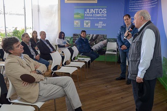 Carlos Sperotto saudou a presença do grupo português (Foto: Fagner Almeida)