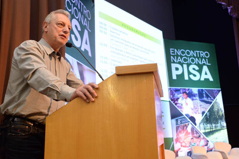O diretor de Administração e Finanças do SEBRAE/RS, Carlos Schütz, realizou a abertura do evento (Foto: Rafael Cavali)