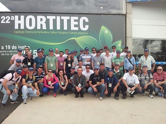 Grupo gaúcho na Hortitec, no interior de São Paulo (Foto: Divulgação)