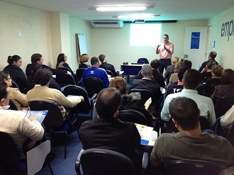 Roger Klafke falou aos participantes do evento de lançamento (Foto: SEBRAE/RS)