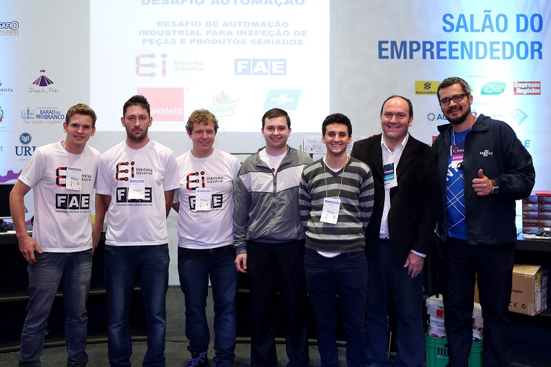 Equipe AutomaFAE, vencedora do Desafio (Foto: Marcos Nagelstein / Agência Preview)