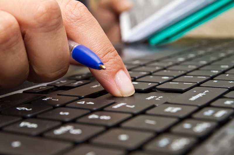 Agendamento é feito no site da Receita Federal (Foto: Banco de Imagens)