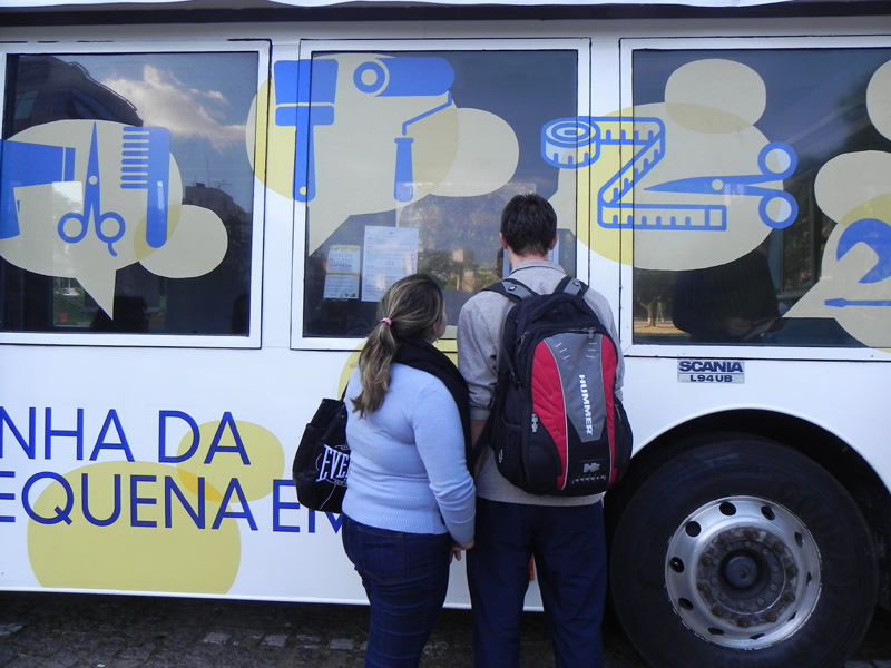 Técnico do Sebrae/RS e outro da Smic ficam à disposição do público
